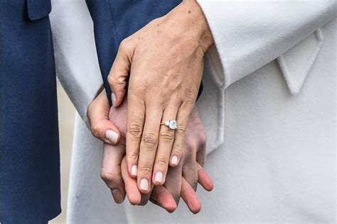 Sign up for free now and never miss the top royal stories again. Cincin Tunangan Meghan Markle Dirancang oleh Pangeran ...