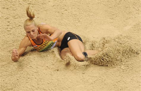 Dafne schippers, femke bol, anouk vetter, nadine visser en menno vloon blikken vooruit op de spelen. Broersen wins pentathlon at world indoors