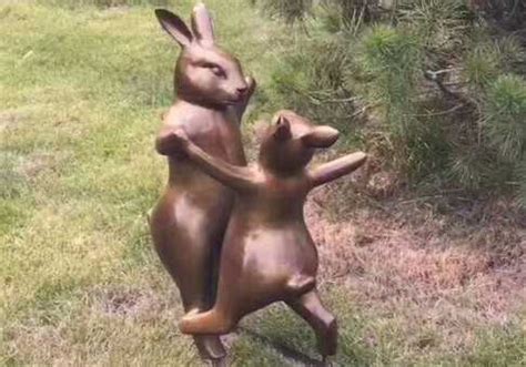 Life size metal rabbit sculpture bronze statue for sale. Bronze Life Size Rabbit Dancing Sculpture Garden Decor For ...