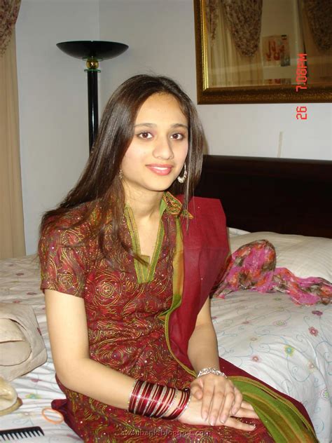 Magazines: So Cute Pakistani Girls Wallpapers | Blogging Tips, Social