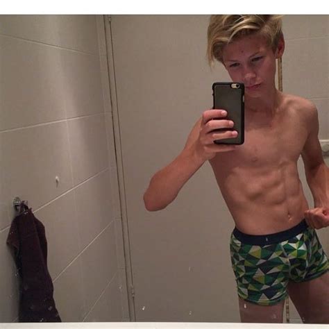 The best memes from instagram, facebook, vine, and twitter about boys with abs. 最高 Kids Abs - さととめ