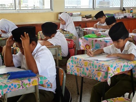 Ujian pencapaian sekolah rendah (upsr). Sekolah Rendah Binturan Tutong, Kluster 5: PEPERIKSAAN ...