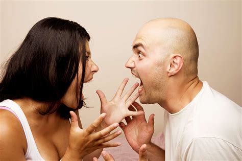How to attract a capricorn woman as a cancer man: Aquarius Man - Capricorn Woman Compatibility (5 Explosive ...