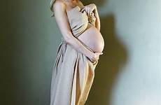 pregnancy holly madison bump pregnant maternity photoshoot big bares her baby poses peepshow sheet dress proudly shoot girl portraits fanpop