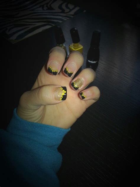 Collection by nail art designs for ladies. Black, yellow & gold :) | Nails, Makeup, Yellow gold