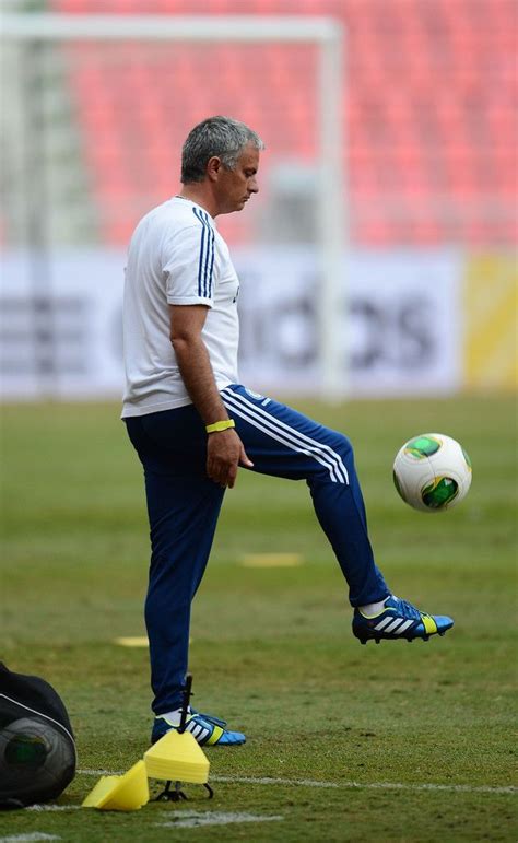 Finde hier alles von josé mourinho, trainer beim klub : Pin on Chelsea FC