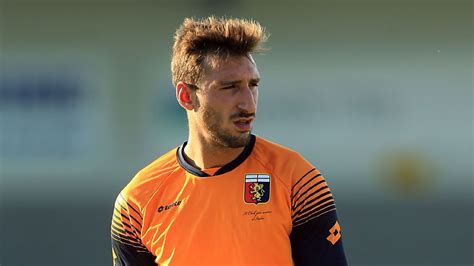 Antonio donnarumma, brother of nxgn winner gianluigi, has revealed in an exclusive interview with goal how his sibling only ever wanted to follow him to ac milan. AC Milan re-sign Gianluigi Donnarumma's brother Antonio ...