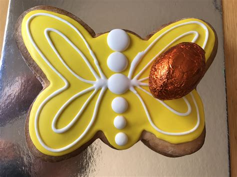 Jun 09, 2020 · diabetes is a result of inadequate insulin and is not caused by too much sugar, says amanda kirpitch, nutrition and diabetes educator and owner and founder of nutrition perspective. Figoli | Sugar cookie, Desserts, Easter