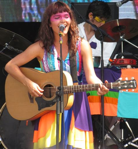 Camila moreno — lo cierto 05:05. Camila Moreno - Wikipedia