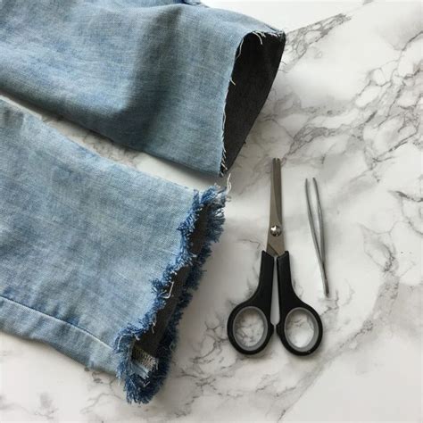 On your new pants measure from the crotch, or beginning of your inseam to the length you chose and tack it with a neddle, preferably one with a colored head, so you can see it when needed. ALL ABOUT THE FRAYED HEM JEANS ~ DIY YOUR OWN PAIR! | Diy ...