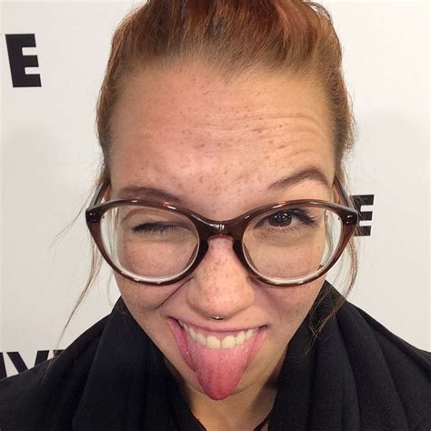 Stefanie heinzmann (geboren am 10. Kennt ihr aus eurer Emoji- Sammlung: Stefanie Heinzmann ...