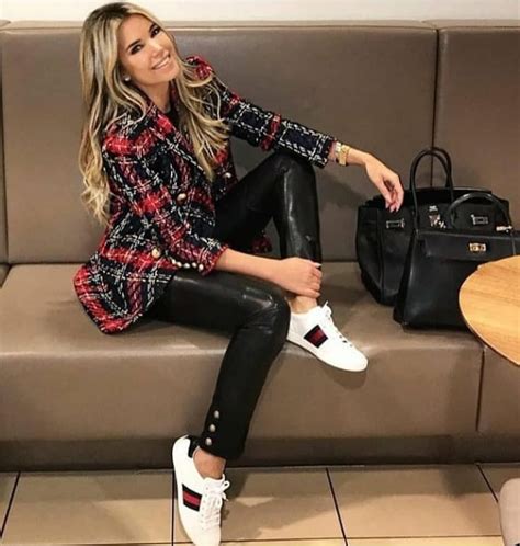 Learn how to wear the latest styles and what looks are the most flattering for your figure. 🌟Fashion&Lifestyle🌟 on Instagram: "@sylviemeis via @__keep ...