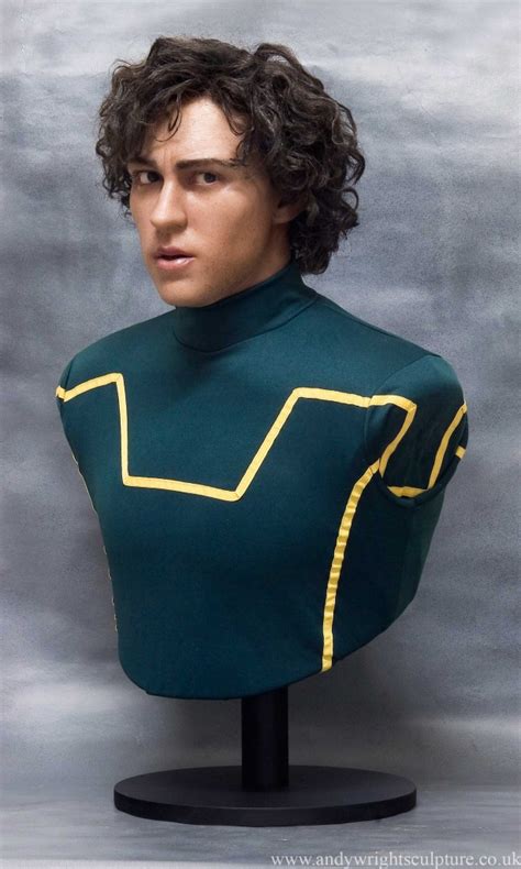 Was blown away when i googled him after seeing kickass 2. Kick-Ass Dave Lizewski 1:1 bust - Andy Wright Sculpture