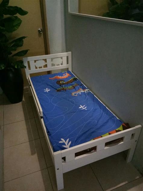 We shaved the legs down on the bunk bed so it fit right under the loft bed. Katil Kanak Kanak Ikea | Desainrumahid.com