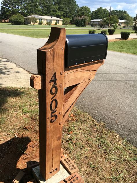 In my neck of the woods, a fine 6x6 cedar mailbox post costs well over $200.00 installed. Timber framed mailbox post! | Diy mailbox, Wooden mailbox ...