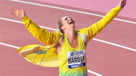 Kelsey lee barber is an australian javelin athlete who won the gold at the 2019 doha world athletics championships. Kelsey-Lee Barber s'empare de l'or du javelot au dernier essai