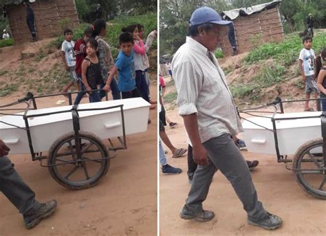 Es un niño súper hiperactivo. Nene murió ahogado y su familia llevó el ataúd en carrito ...