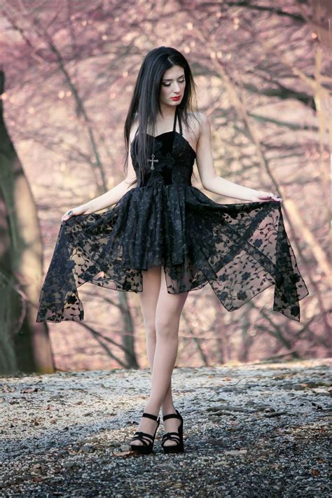 Pin by Chica Rosa on Gothic Art | Gothic outfits, Gothic dress, Gothic fashion
