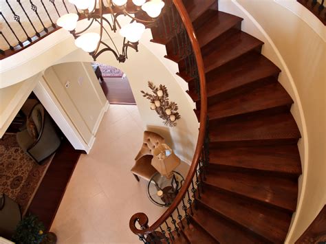 Tired of your neighbor's dog barking at your kids or your neighbor spying on you? toronto staircase renovation - Toronto Staircase Renovation