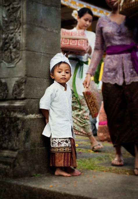 The maori boys/ mens kapa haka costume is. Balinese Boy | A Balinese boy dresses in his finest traditio… | Flickr