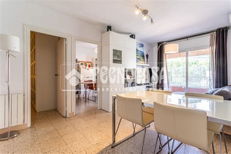 Piso céntrico de 81m2 construidos y 60,20m2 útiles + balcón y terraza trasera de 4m2. 3 dormitorios, Sant cugat del vallÈs - Piso en venta ref ...