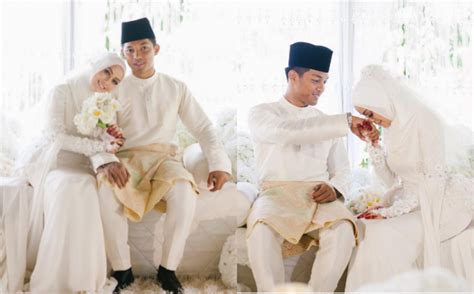 Not only that, the actress even revealed that she will soon be tying the knot with the athlete. Mia Ahmad dan Izham Tarmizi Sah Bergelar Suami Isteri ...