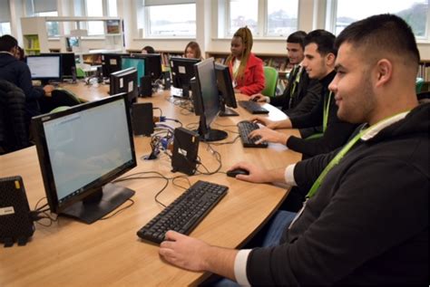 Engineering, technology, and application of science. ESOL in Rochdale | GM ESOL