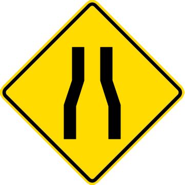 Papan tanda biru digunakan pada jalan tanpa tol di jalan persekutuan, jalan negeri dan jalan perbandaran. Elakkan Kemalangan Dengan Mematuhi Papan Tanda Jalan Raya