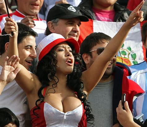 Peru is an amazing country and if you visit the personally, i would take spain, around september. Pin by MojoCapers on World Cup Fever | Hot football fans ...