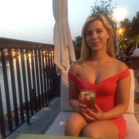 You can meet a woman on their website in through emails and phone calls like you can on a hundred other sites, but a foreign affair is one of the very few companies that will actually help you. Site de dating. What constitutes dating. Online dating usa ...