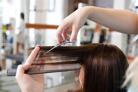 Cutting hair dry, regardless of the texture, allows the stylist to see the hair as the client styles themselves on a regular basis. BB Trend Alert - Why you should be dry cutting your hair ...