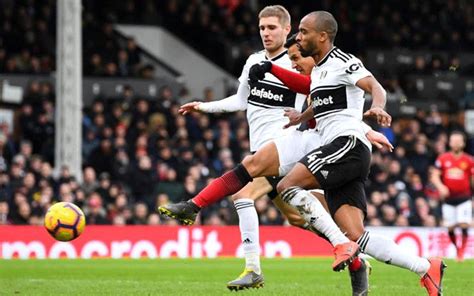 Antonee robinson looks set to miss out with manager scott parker saying: Manchester United into top four with 3-0 win at Fulham ...