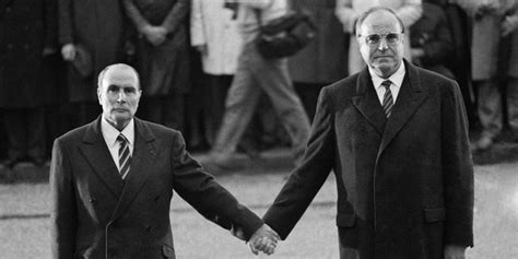 French president francois mitterrand and german chancellor helmut kohl in 1984 at douaumont cemetery. Les relations franco-allemandes ⎟Berlin Translate