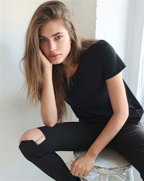 Valentina sampaio is a brazilian model to appear on the cover of vogue paris (2017) and sports illustrated swimsuit in 2020, best known as the openly transgender woman. Valentina Sampaio - Most Beautiful Brazilian Model ...