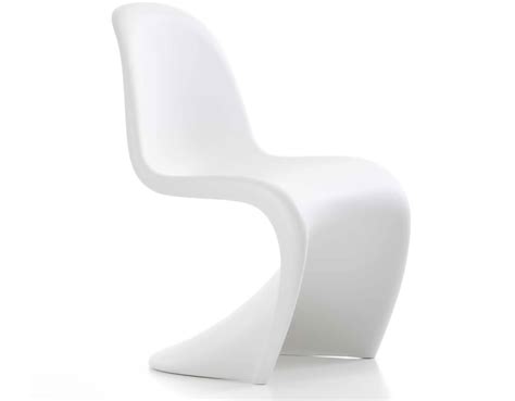 Original panton junior chair by vitra and verner panton for sale in the online store of naharro furniture, official distributor with shipments throughout spain. Verner Panton Junior Chair - hivemodern.com
