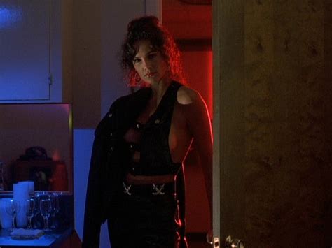 Cassidy phillipsa, don primrose jr., carl weatherly, angela wright, stacy lynn brown, kym malin, ron browning, tom abbott, alan abelew, julie strain, rodrigo obregón, tanquil lisa. DeadShed Productions: Enemy Gold (Christian Drew Sidaris ...