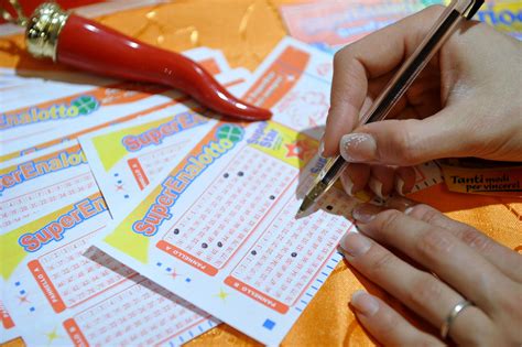 This mediterranean lotto offers huge jackpots and great odds of winning. Estrazioni oggi Lotto, SuperEnalotto e 10eLotto: i numeri ...