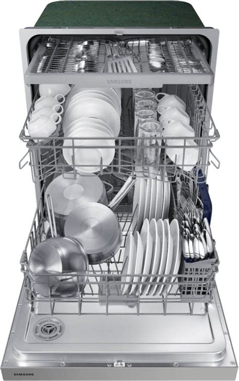 When buying a new dishwasher, you should consider features like energy efficiency, noise and the number of dishes you can wash in one cycle.maskot / getty images. Samsung 24" Front Control Built-In Dishwasher Stainless ...