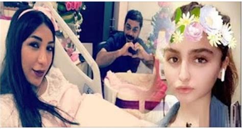أتيت طبيب الإنس شيخاً مداوياً*** بمكة يعطي. بالفيديو : شاهد أول ظهور لحلا الترك بعد ولادة شقيقتها غزل ...