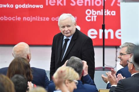 Nie zobaczą państwo tam niczego, poza ewidentnymi dowodami fałszerstwa. Jarosław Kaczyński w Koszalinie: Nie ufajcie sondażom ...