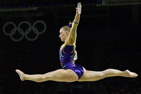 Nina verdient een peulschil vergeleken met buitenlandse turners verdienen meer dan derwael. Prima resultaat van Belgische turnsters in kwartfinale ...