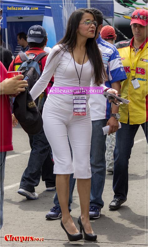 2) constituye una alternativa a las chucherías convencionales. Fotos de mujeres maduras lindas | Mujeres bellas en la calle