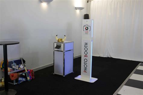 Wedding photo booth hire london. Wedding Photo Booth Hire | Kent, South East, London
