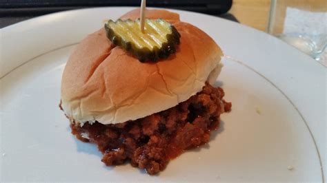A sloppy joe is a sandwich consisting of ground beef, onions, tomato sauce or ketchup, worcestershire sauce, and other seasonings, served on a hamburger bun . Barbecue Ground Beef Loose Sandwiches - 10 Best Loose Meat ...