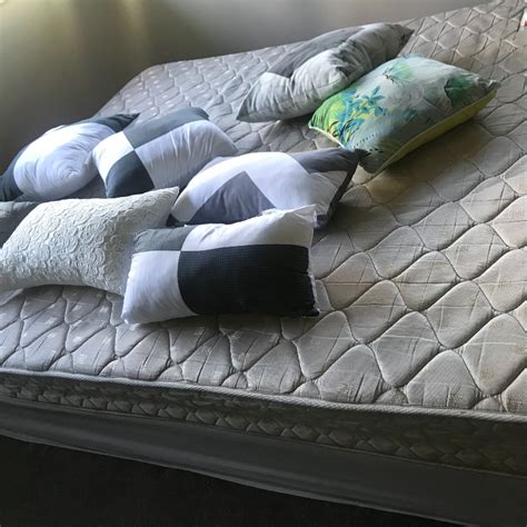 This mattress is nice but after sleeping on it for almost a week, i. Free Mattress | Freestuff