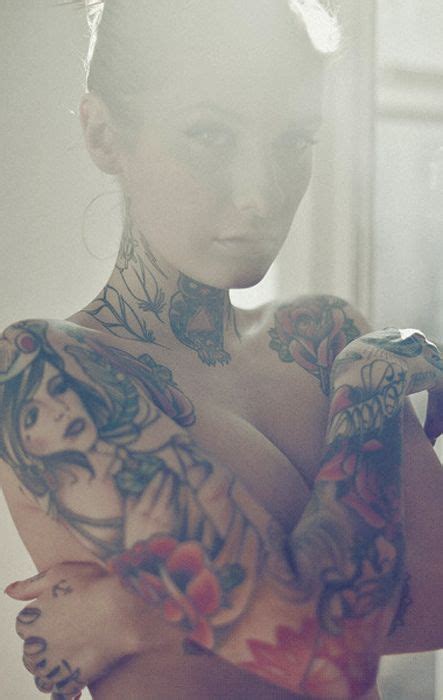 She got a neck tattoo. I like the way she it tattooed | Tattoo photography, Girl tattoos, Neck tattoo