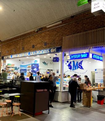 Masturbates outdoors in a bikini. Cheryl Ng Where to Go and What to Do in Melbourne This ...