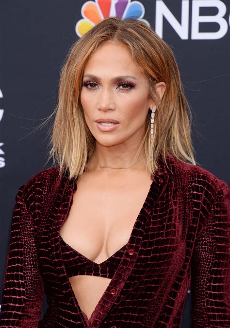 Jennifer lopez and maluma lonely (pa ti + lonely 2020). Jennifer Lopez Sexy (52 Photos) | #TheFappening