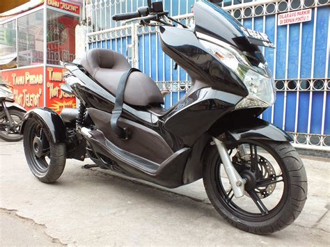 Harganya sedikit naik dibandingkan tahun sebelumnya. Doctor Matic Klinik Spesialis Motor Matic: HONDA PCX ...