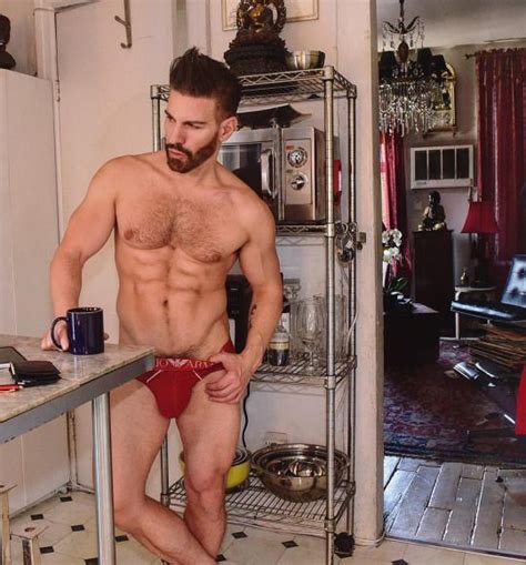 Looking for the hottest new porn: 634 best Hommes à la cuisine images on Pinterest ...